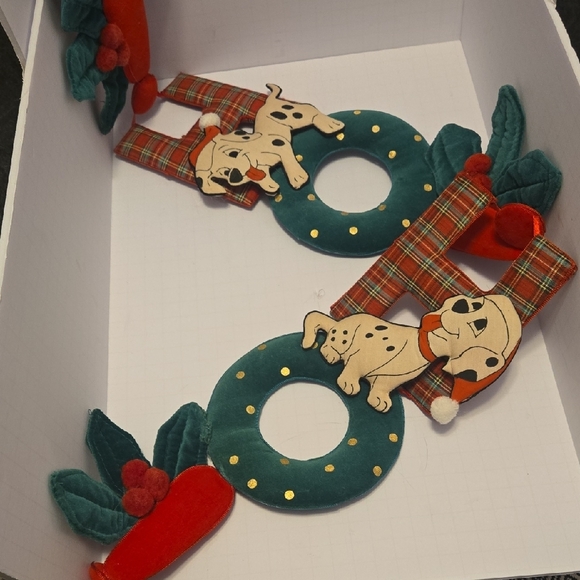 Disney Holiday Decor with Red and Green Accents 101 Dalmations "Ho Ho Ho" - Picture 6 of 8